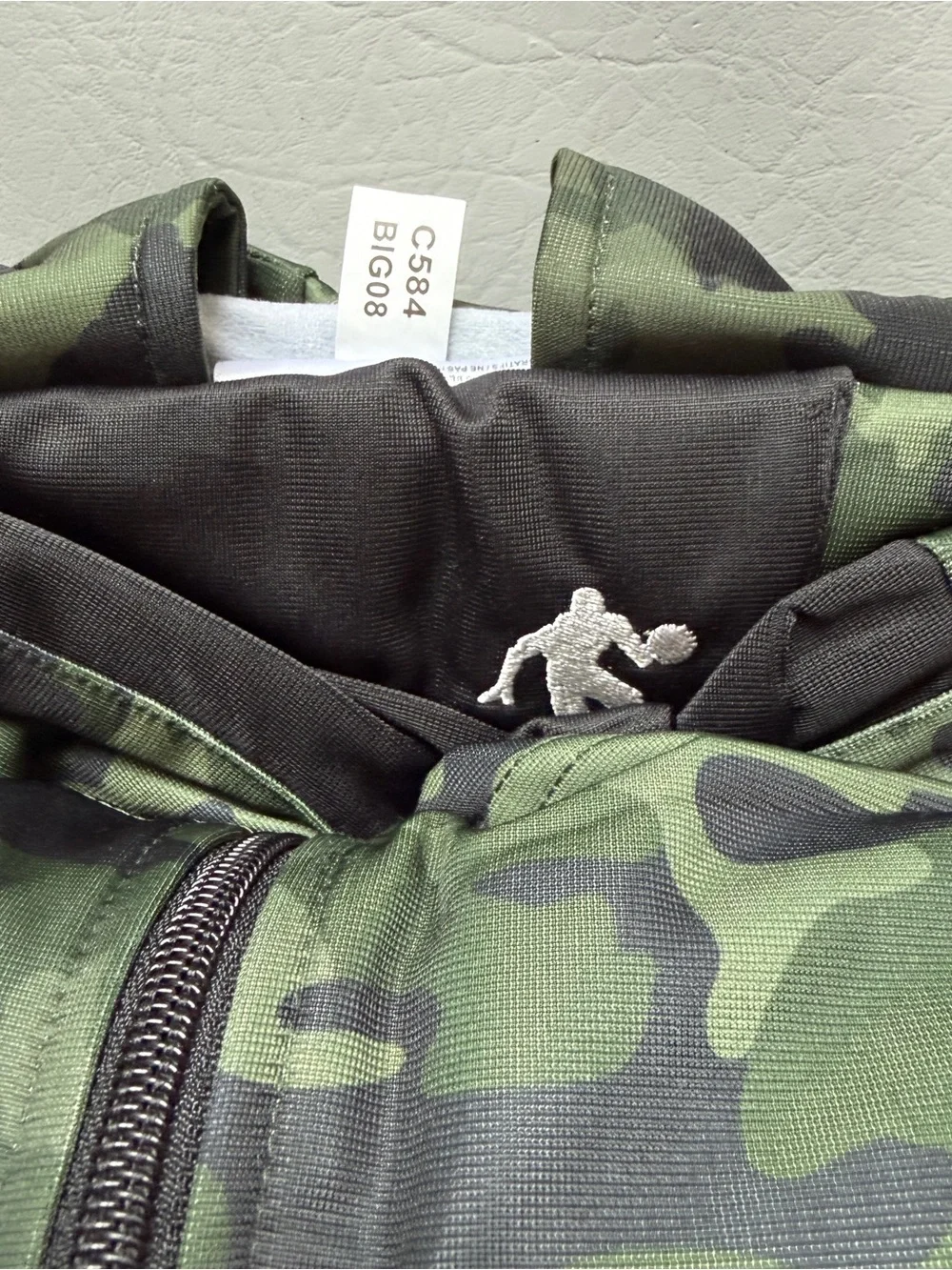 AND1 Boys Green Black Camo 2-Piece Track Suit XL 14/16 NWT